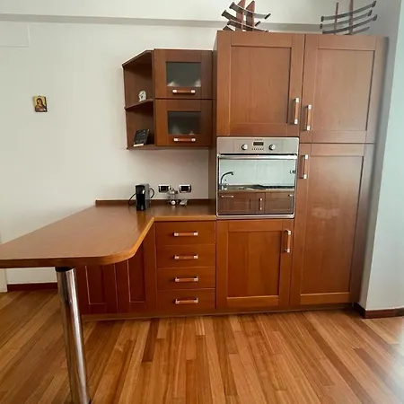 Vatican Bright Flat روما