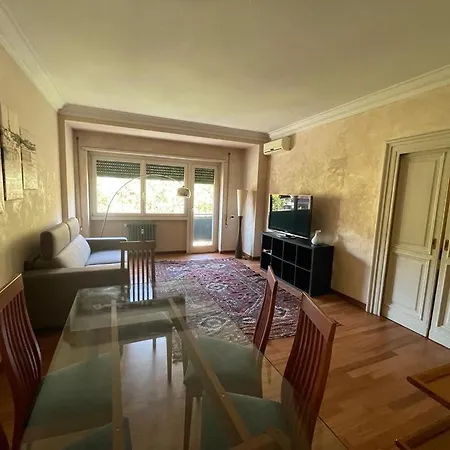 Appartement Vatican Bright Flat